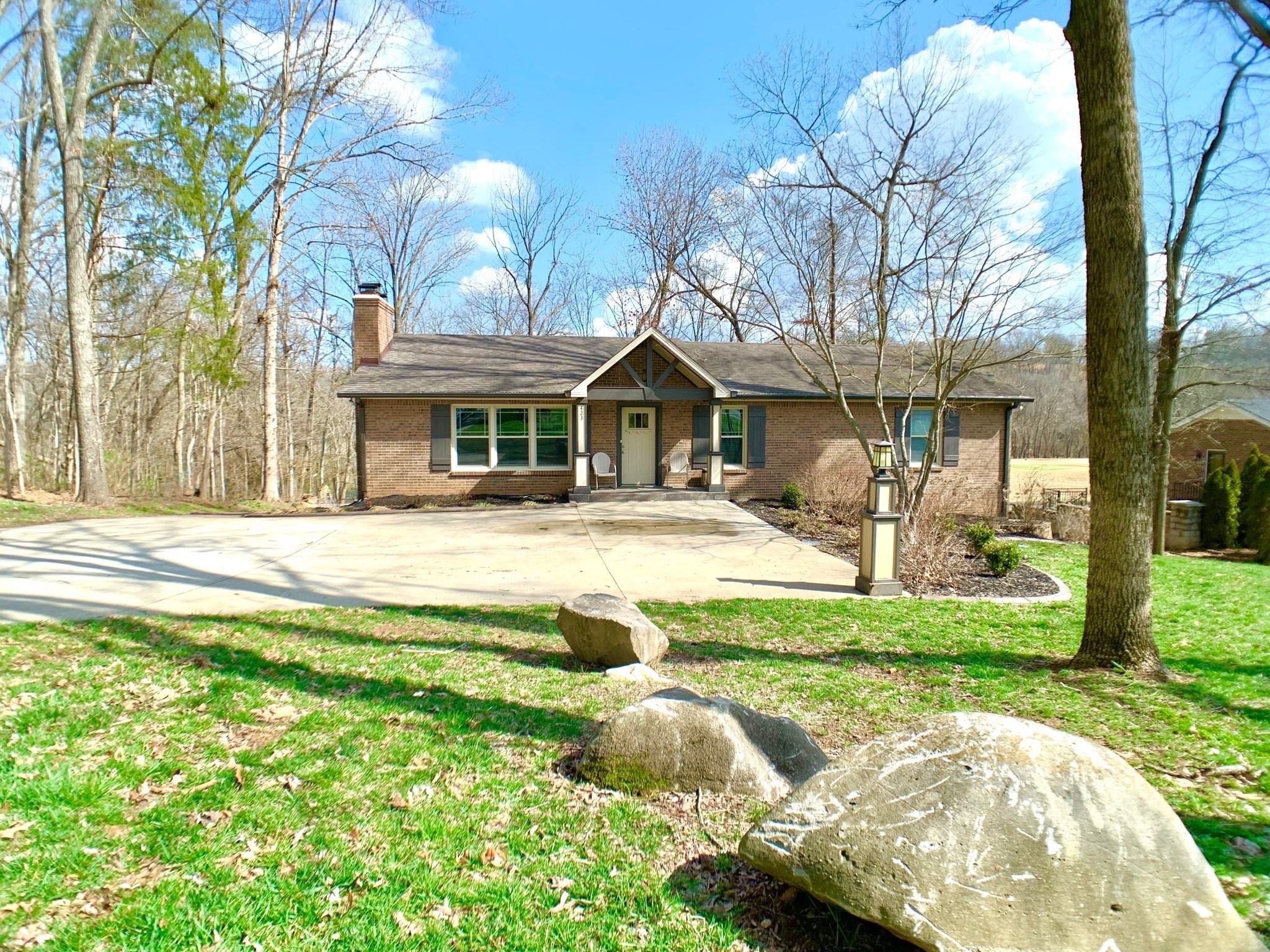 423 Rivermont Drive Clarksville TN 37043