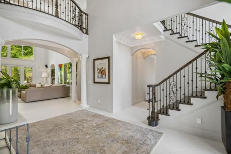 1077 Stockett Drive Nashville TN 37221