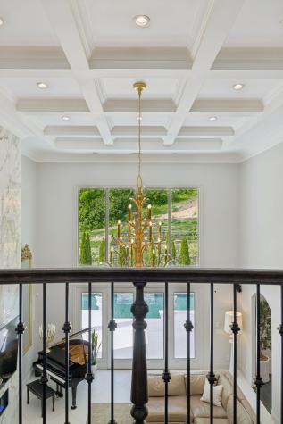 1077 Stockett Drive Nashville TN 37221