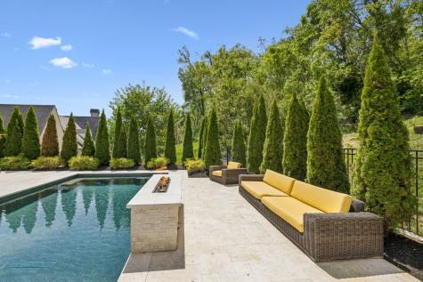 1077 Stockett Drive Nashville TN 37221