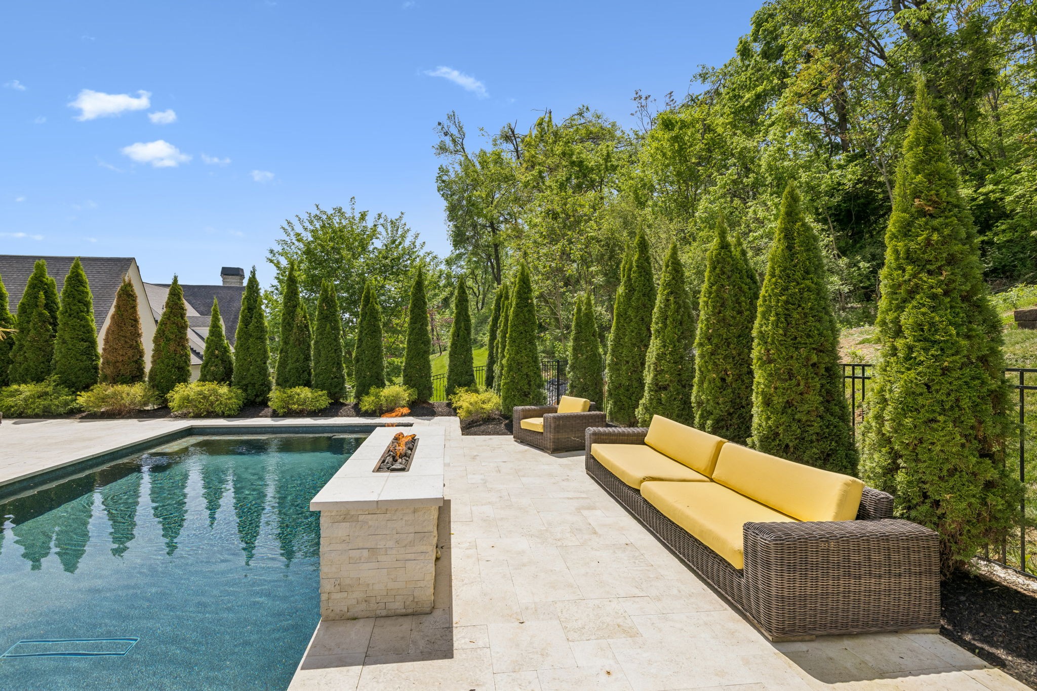 1077 Stockett Drive Nashville TN 37221