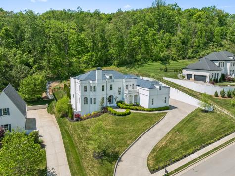 1077 Stockett Drive Nashville TN 37221