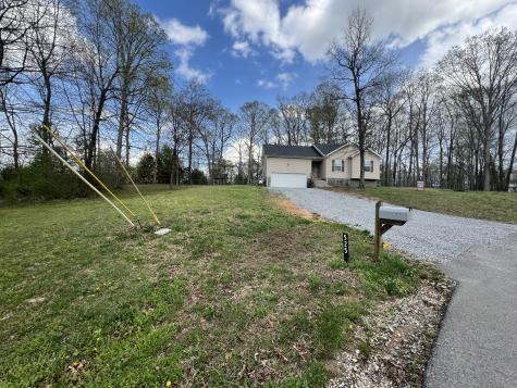 525 Leeza Loop Dickson TN 37055