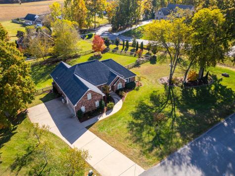 2003 Tammy Drive Springfield TN 37172