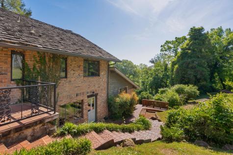2910 Crest Terrace Drive Chattanooga TN 37404