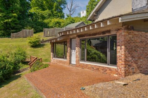 2910 Crest Terrace Drive Chattanooga TN 37404