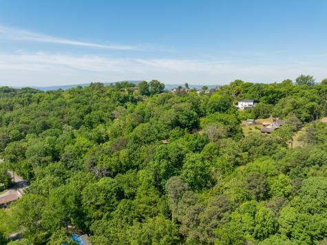 2910 Crest Terrace Drive Chattanooga TN 37404