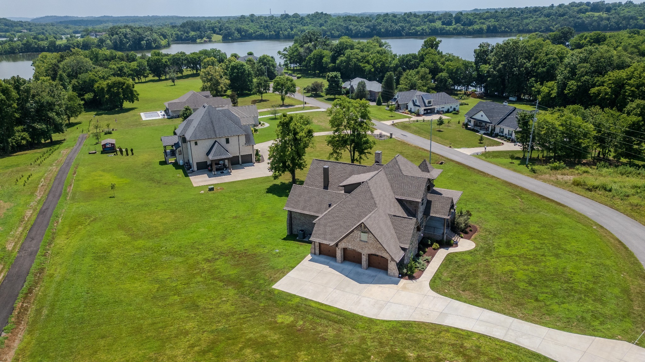 1043 Emerald Valley Drive Castalian Springs TN 37031