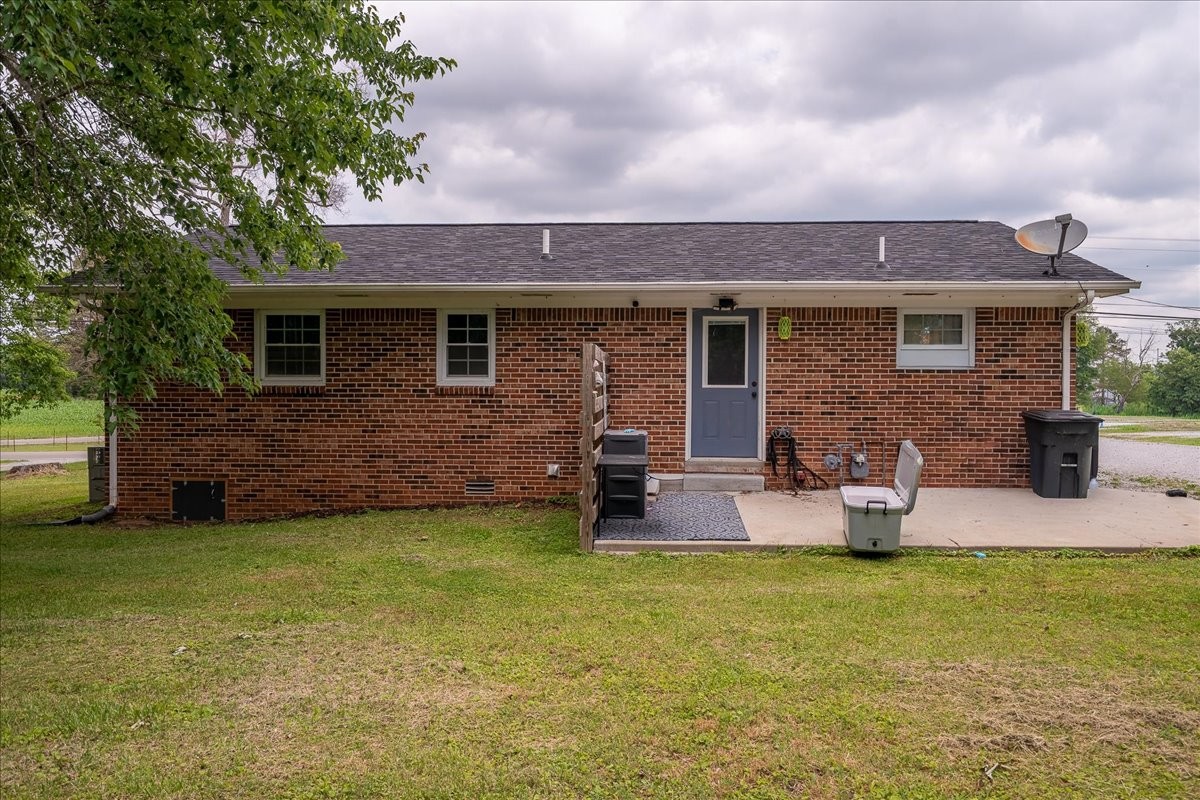 3417 Gimlet Road Lawrenceburg TN 38464