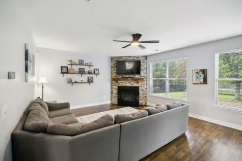 107 Rock Castle Drive Lebanon TN 37087