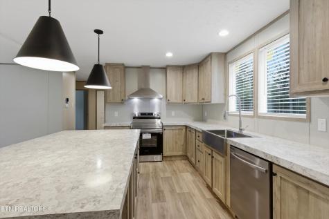 181 Pinecrest Drive Loudon TN 37774