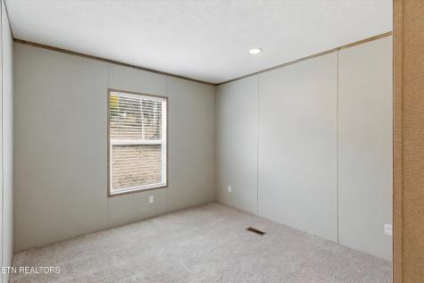 181 Pinecrest Drive Loudon TN 37774