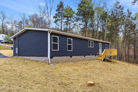 181 Pinecrest Drive Loudon TN 37774