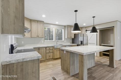 181 Pinecrest Drive Loudon TN 37774