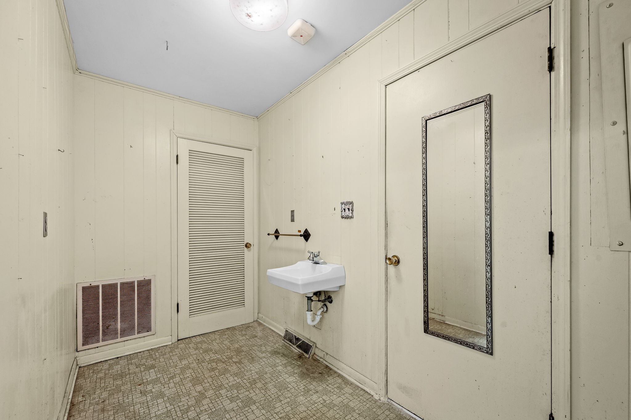 205 Arnold Avenue Tullahoma TN 37388
