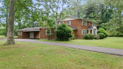 205 Arnold Avenue Tullahoma TN 37388
