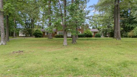 205 Arnold Avenue Tullahoma TN 37388