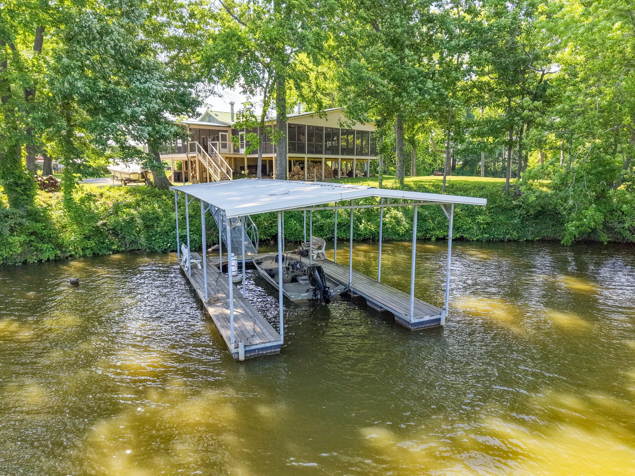 1050 Sunrise Circle Ashland City TN 37015