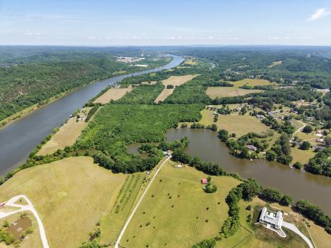 1050 Sunrise Circle Ashland City TN 37015