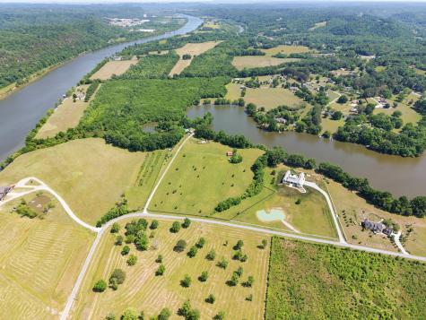 1050 Sunrise Circle Ashland City TN 37015