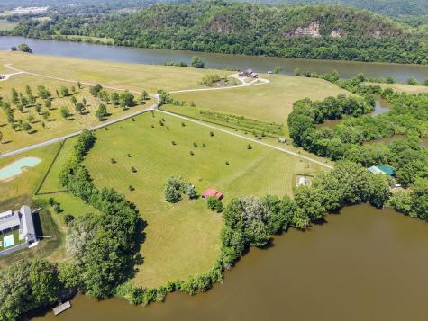 1050 Sunrise Circle Ashland City TN 37015