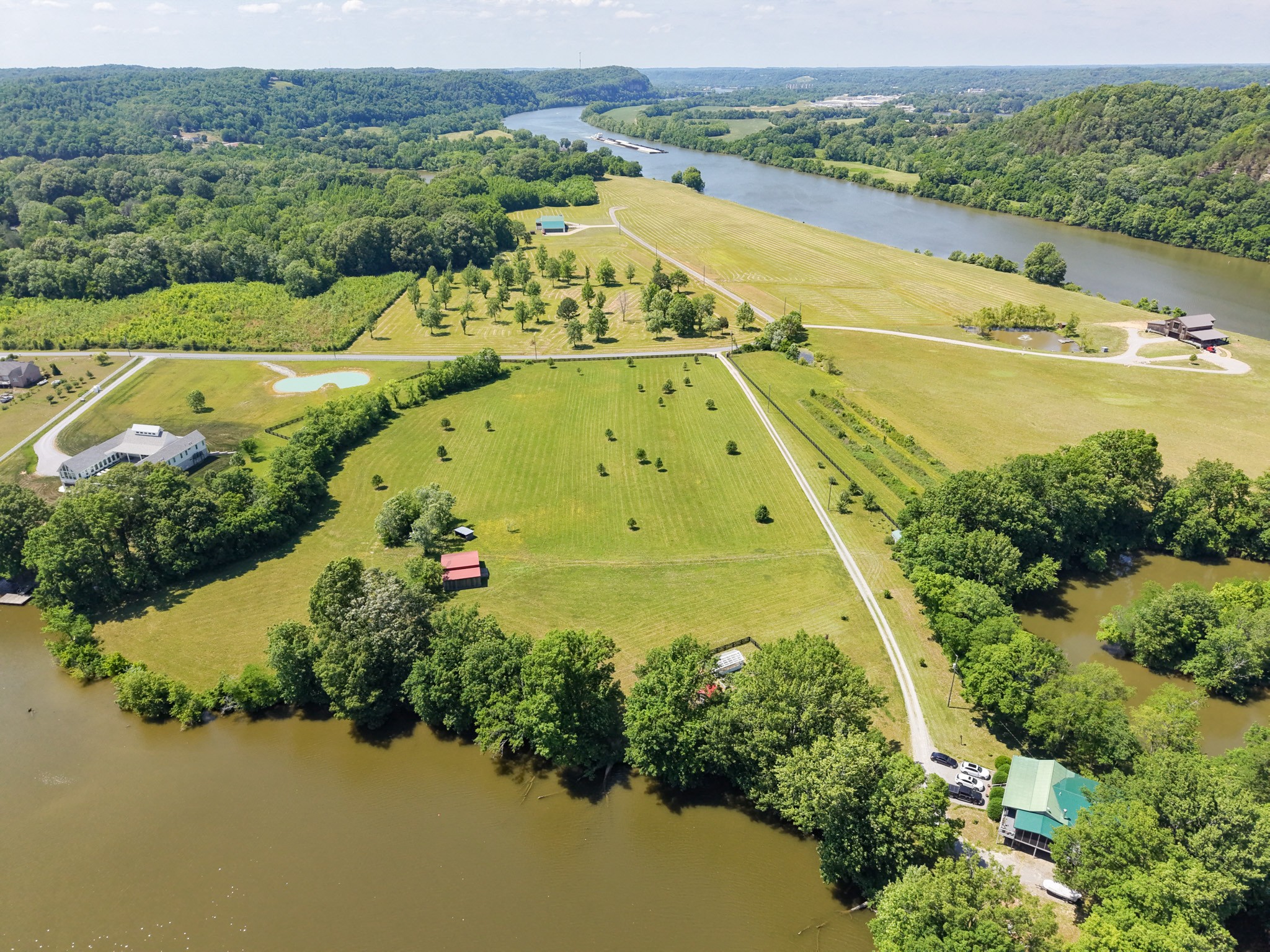 1050 Sunrise Circle Ashland City TN 37015