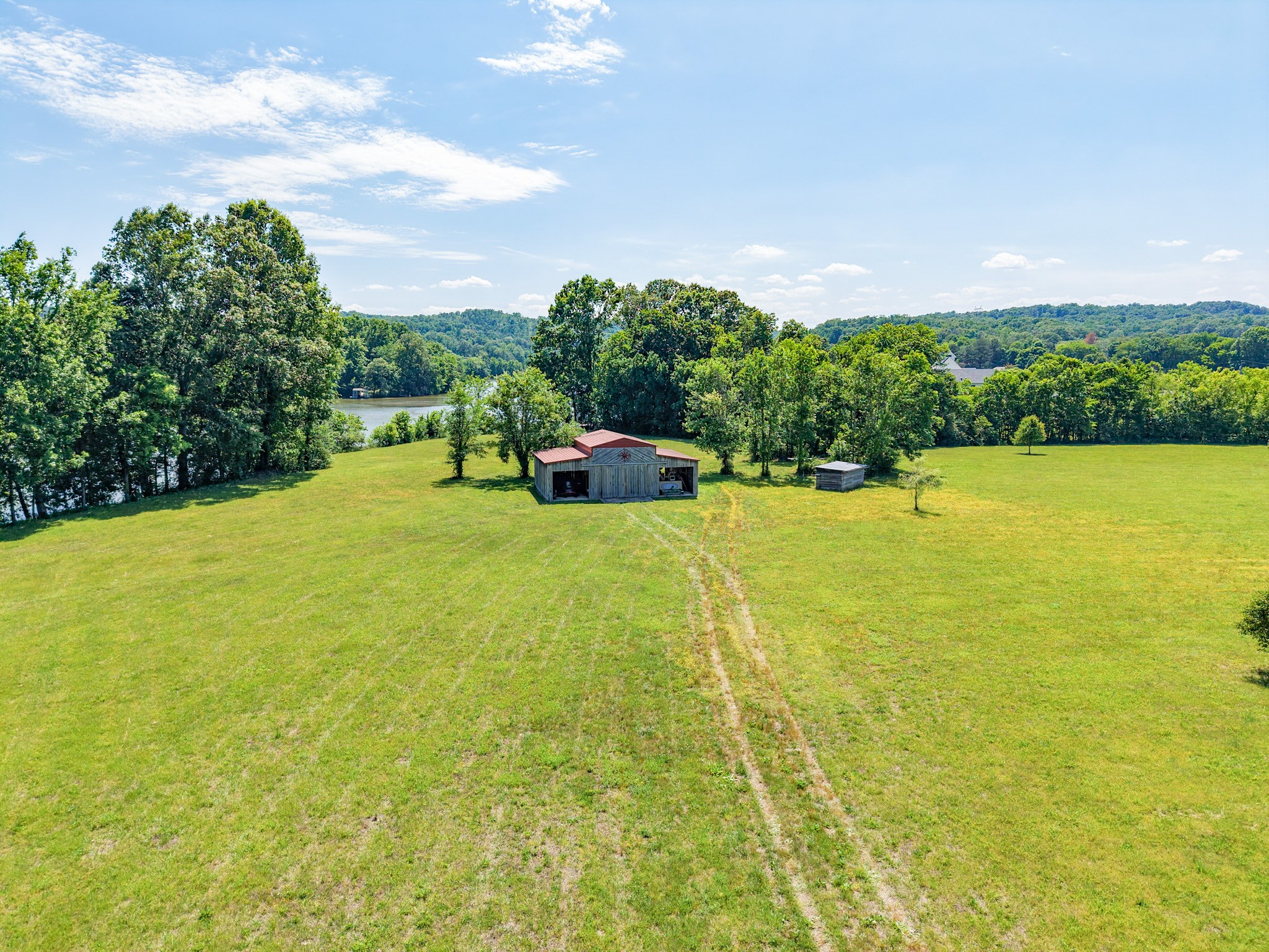 1050 Sunrise Circle Ashland City TN 37015
