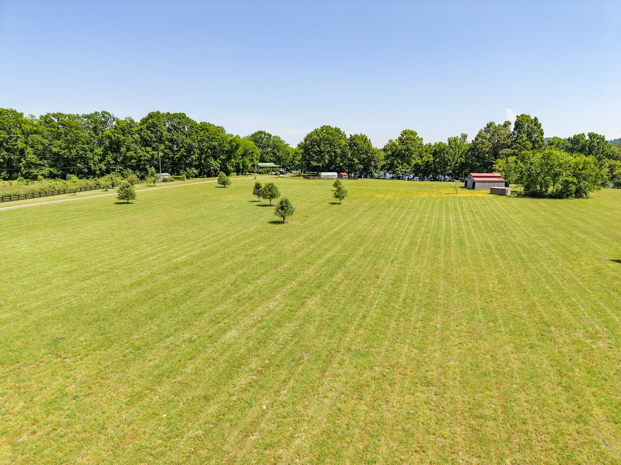 1050 Sunrise Circle Ashland City TN 37015
