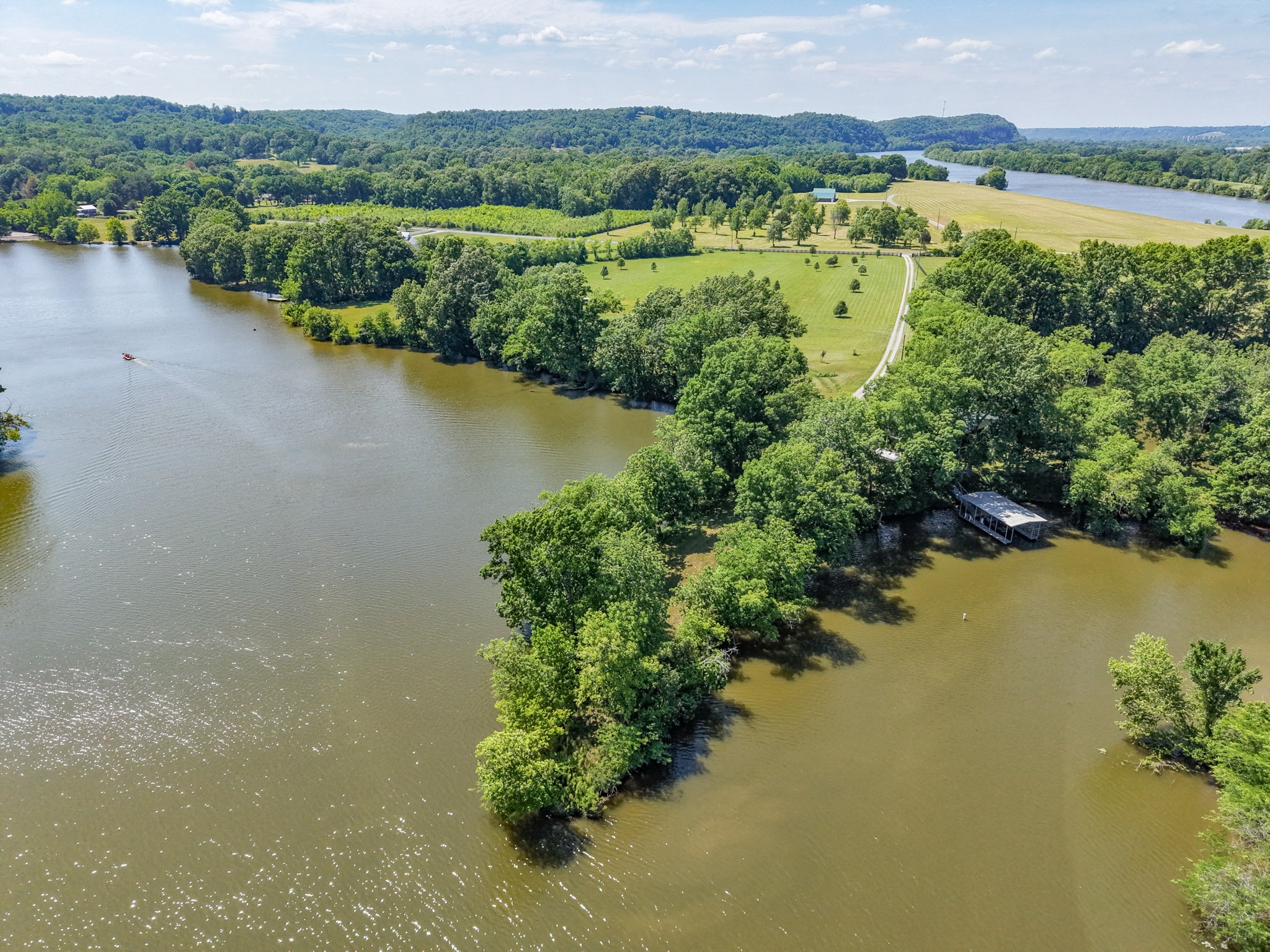 1050 Sunrise Circle Ashland City TN 37015