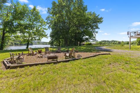 1050 Sunrise Circle Ashland City TN 37015