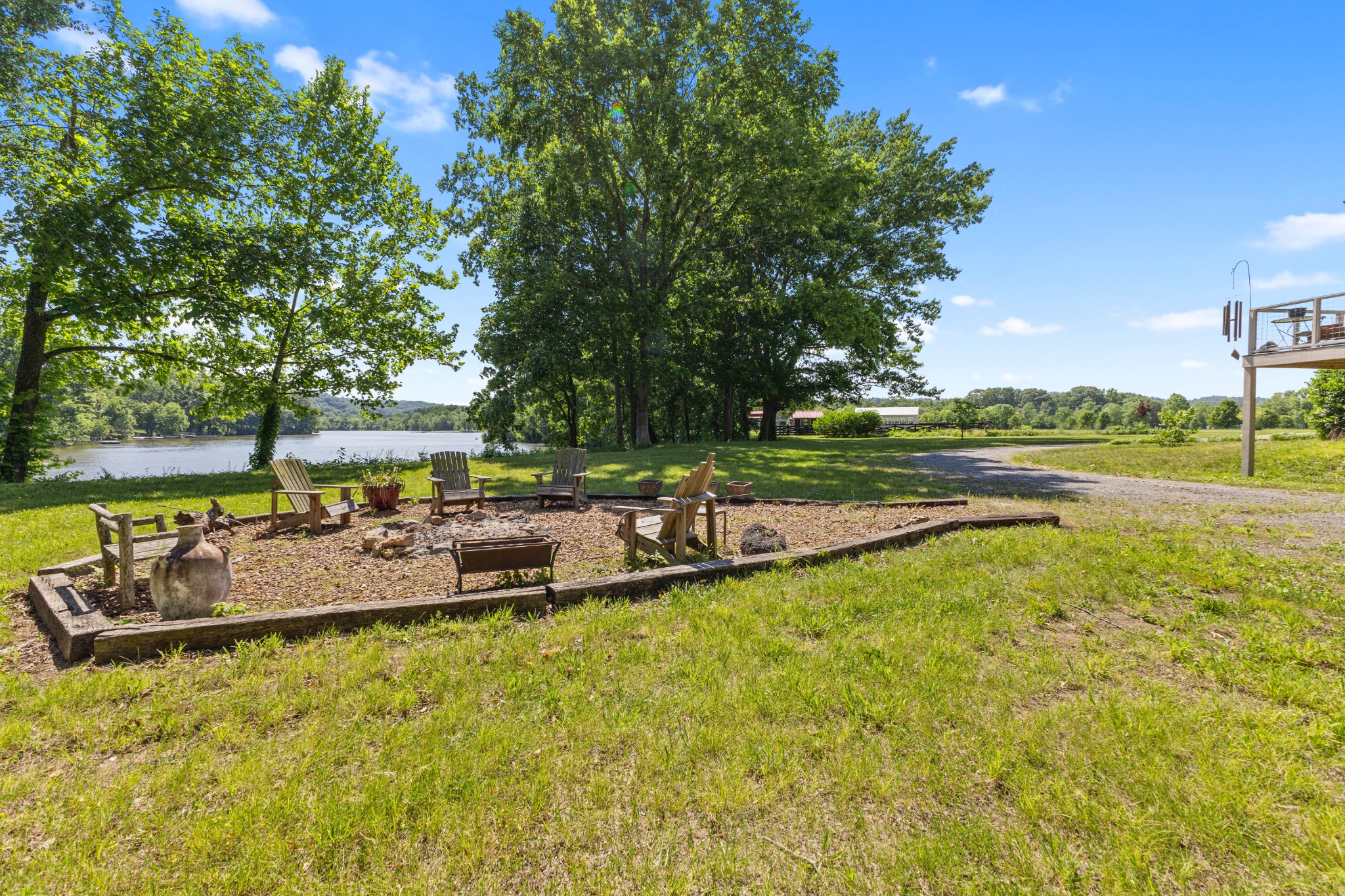 1050 Sunrise Circle Ashland City TN 37015