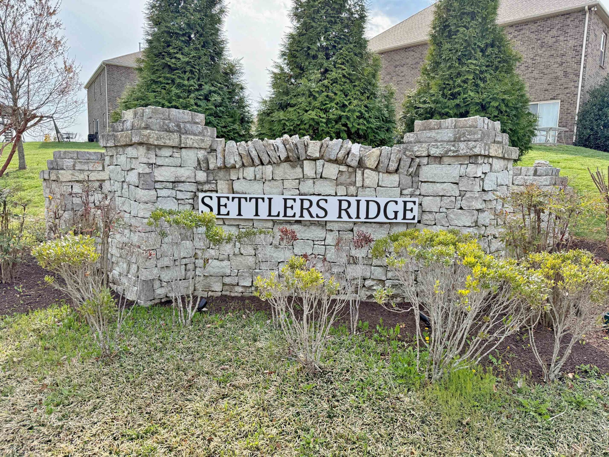 240 Jocelyn Drive Cottontown TN 37048