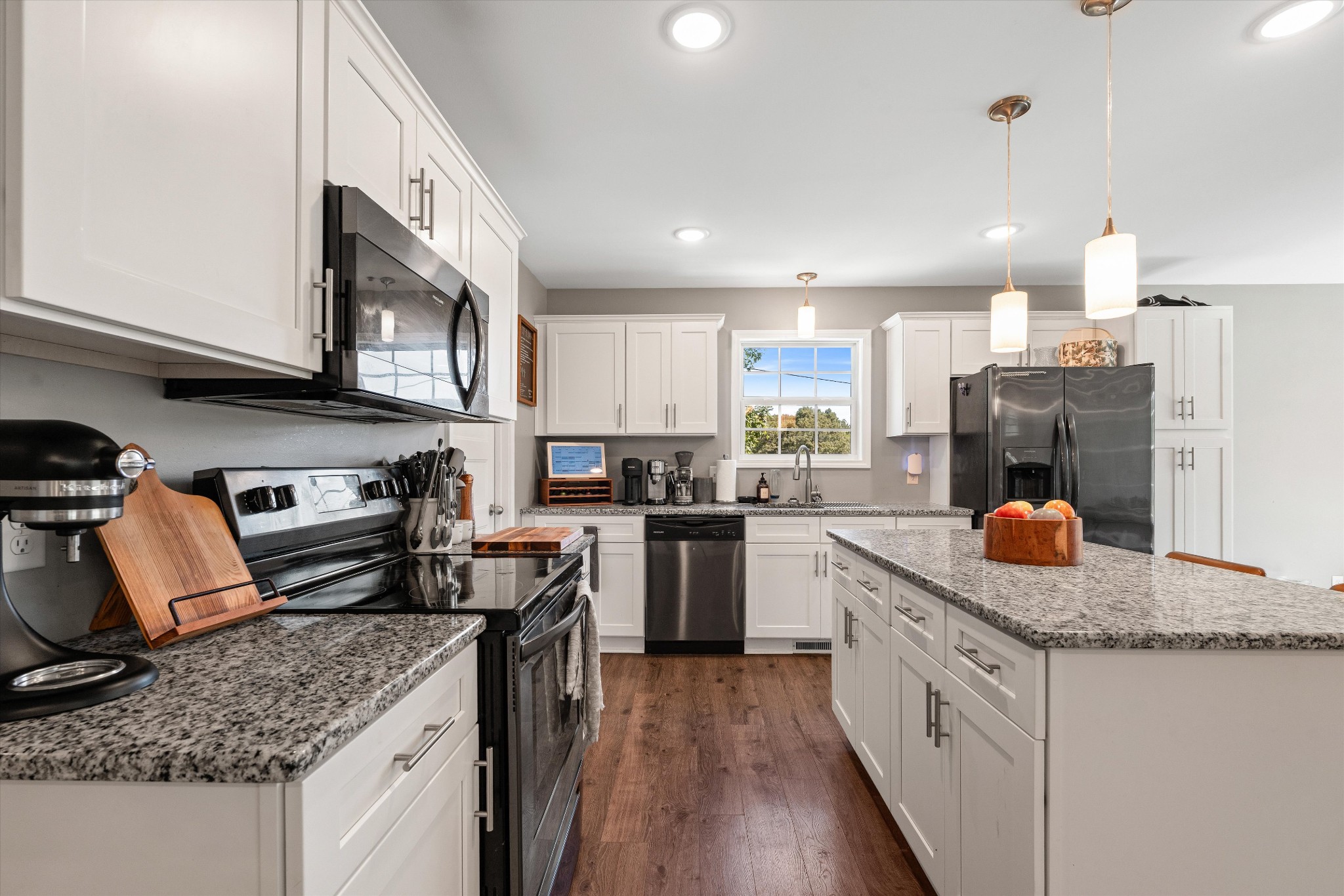 1206 Hornal Road White Bluff TN 37187