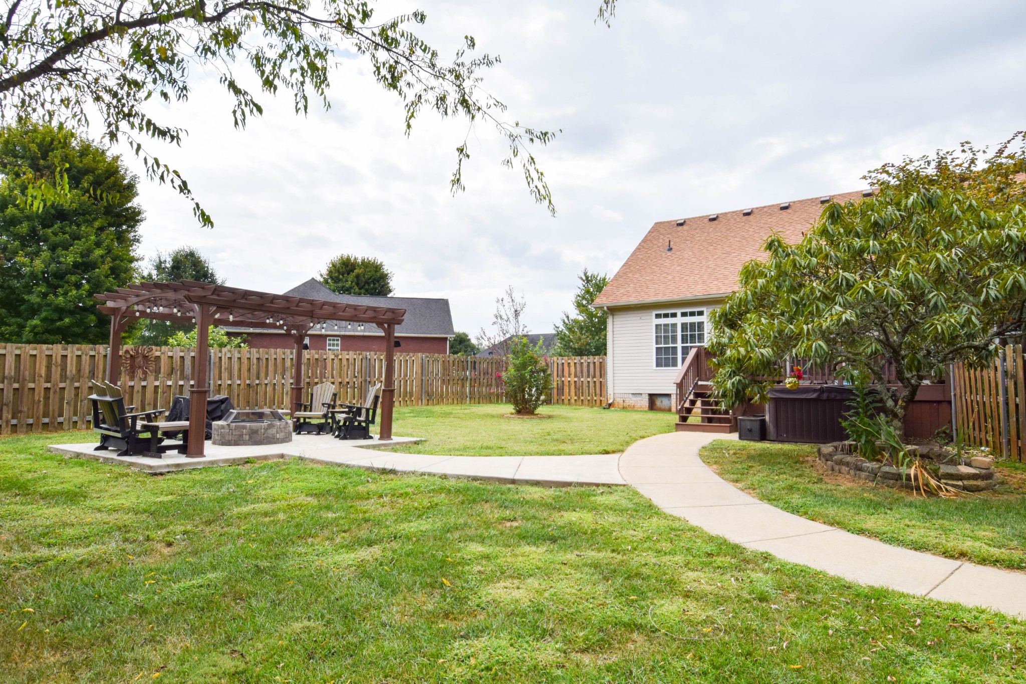 1003 Roland Court Cottontown TN 37048