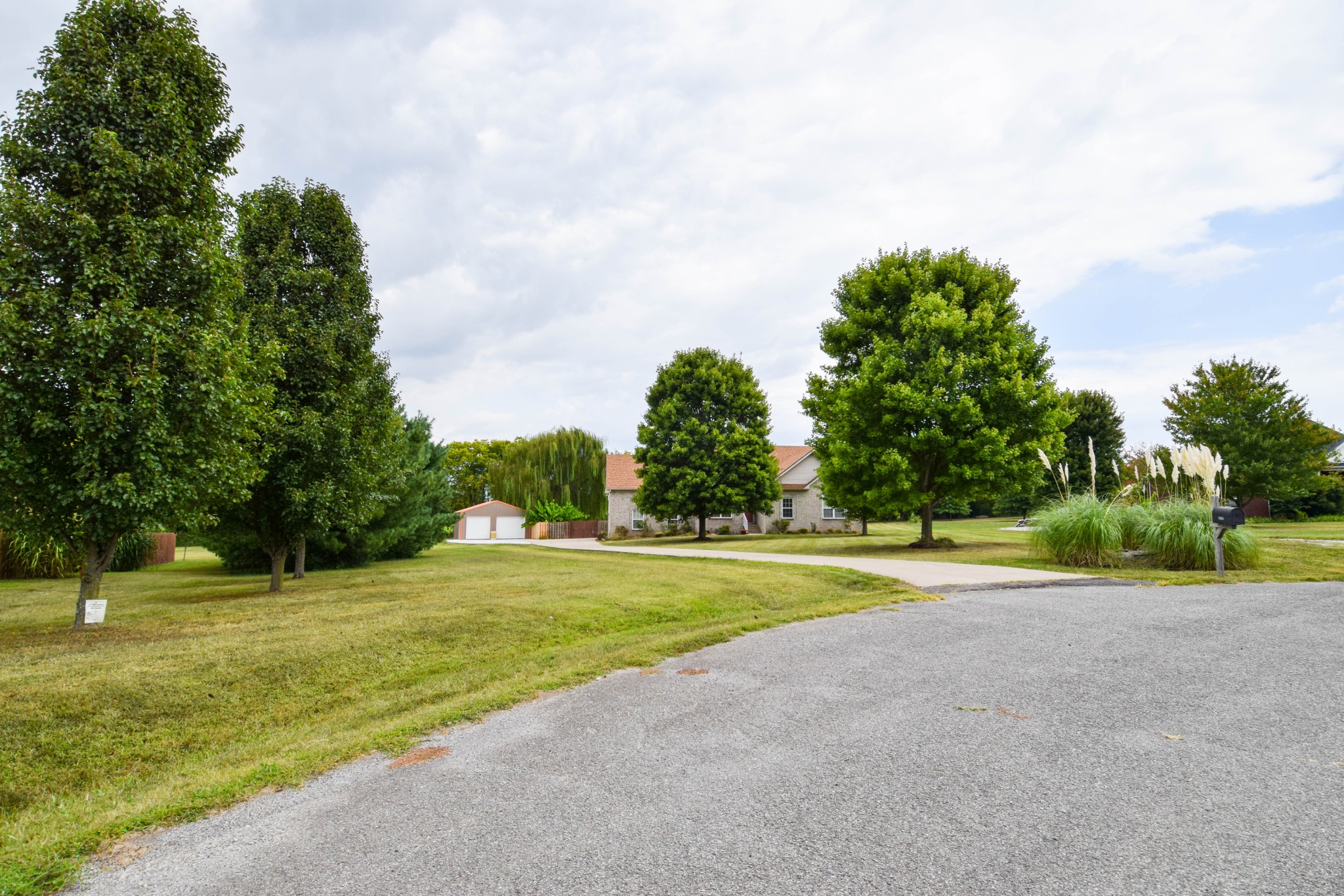 1003 Roland Court Cottontown TN 37048