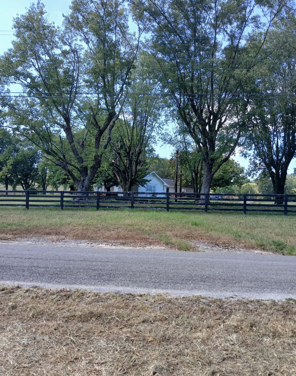 10 Cedar Bluff Road Lafayette TN 37083