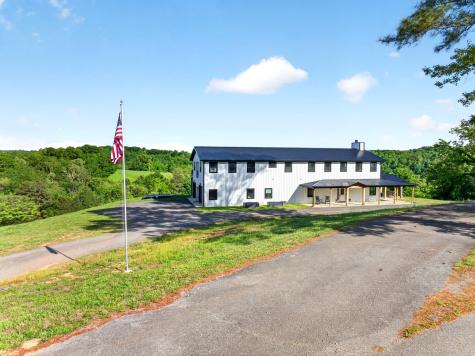 3485 Pinetree Circle Palmyra TN 37142
