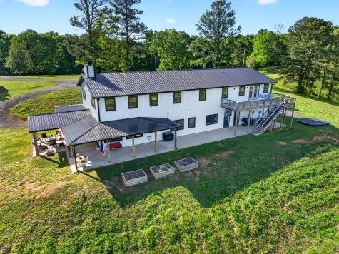 3485 Pinetree Circle Palmyra TN 37142
