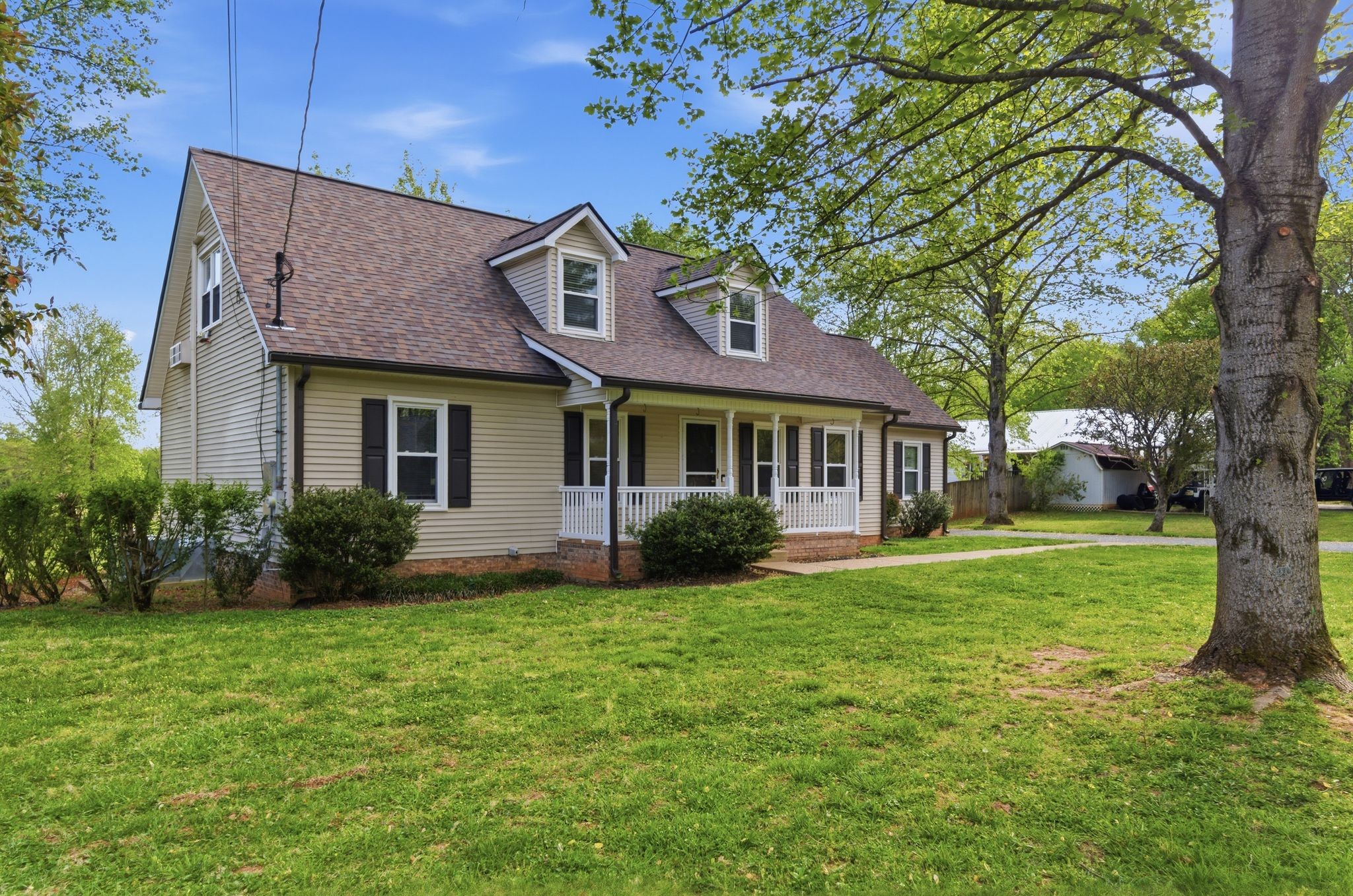 1606 Windy Meadow Drive Christiana TN 37037