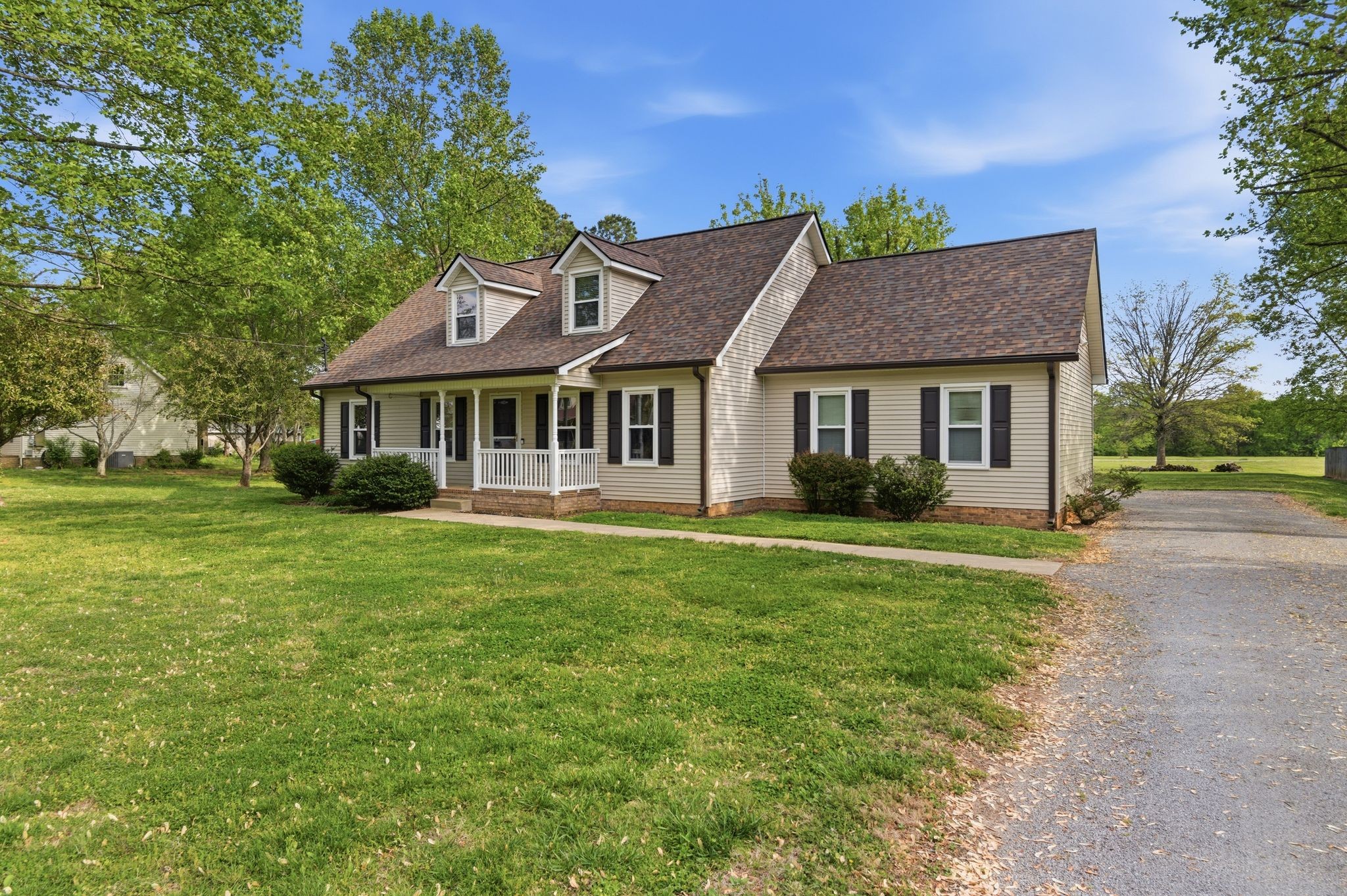 1606 Windy Meadow Drive Christiana TN 37037