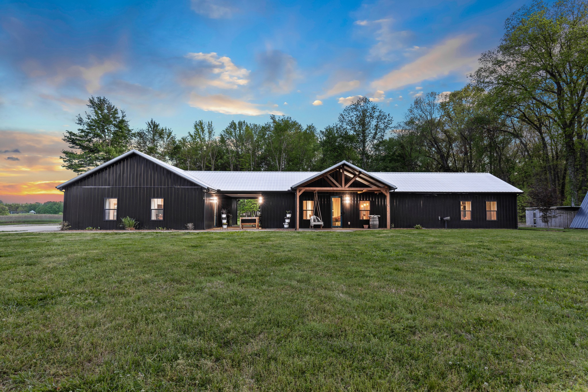7909 Bill Moss Road White House TN 37188