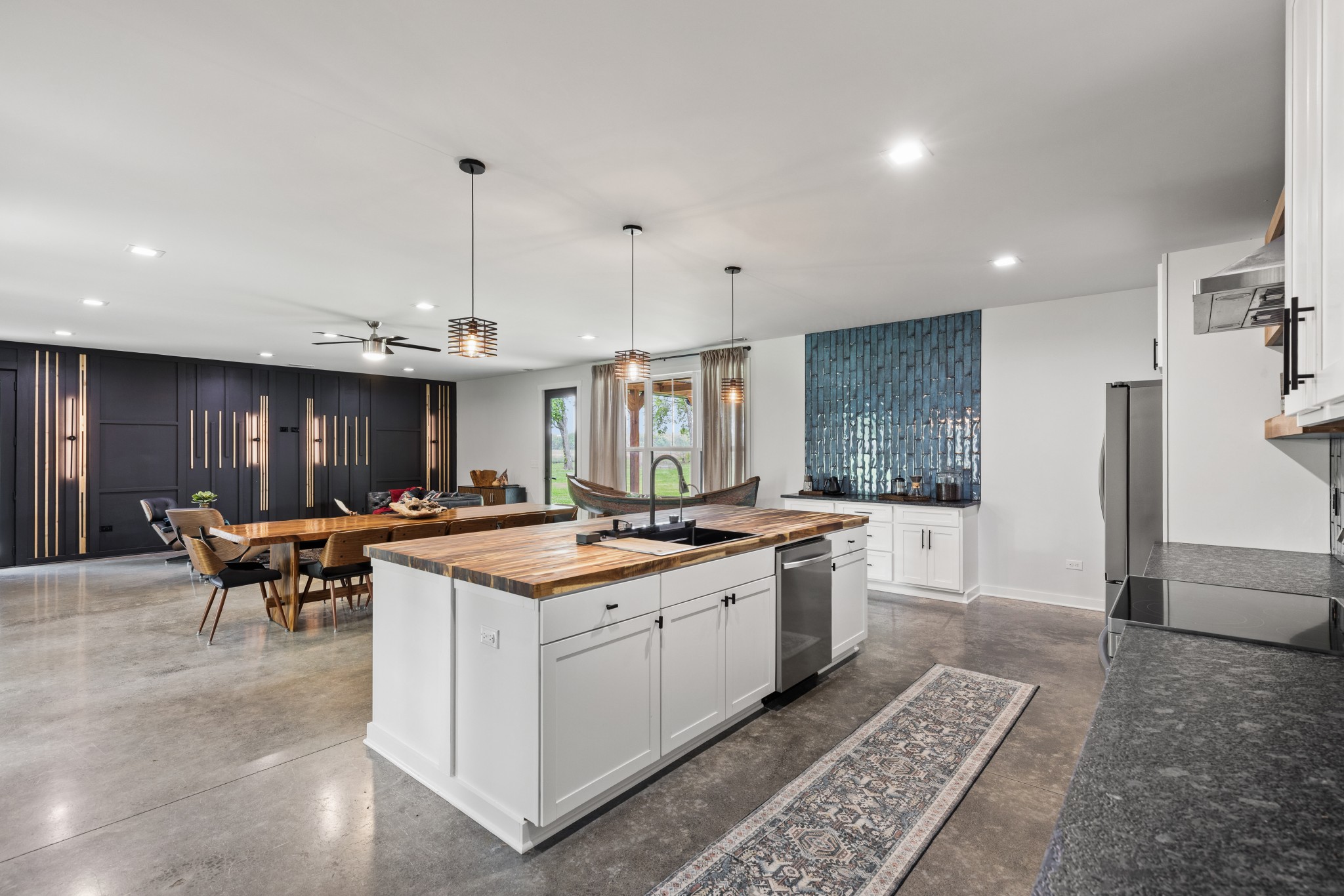 7909 Bill Moss Road White House TN 37188