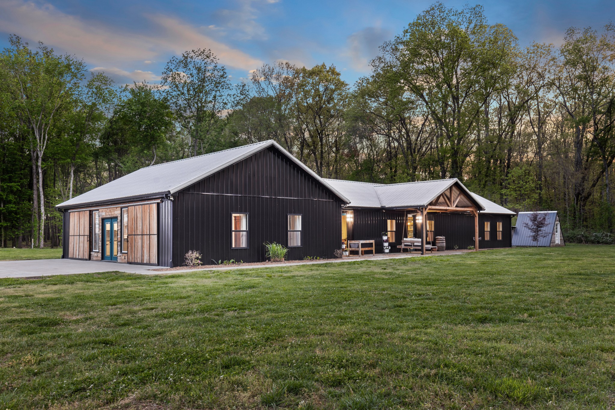 7909 Bill Moss Road White House TN 37188