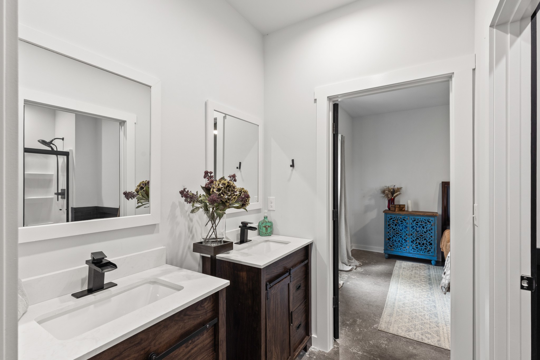 7909 Bill Moss Road White House TN 37188