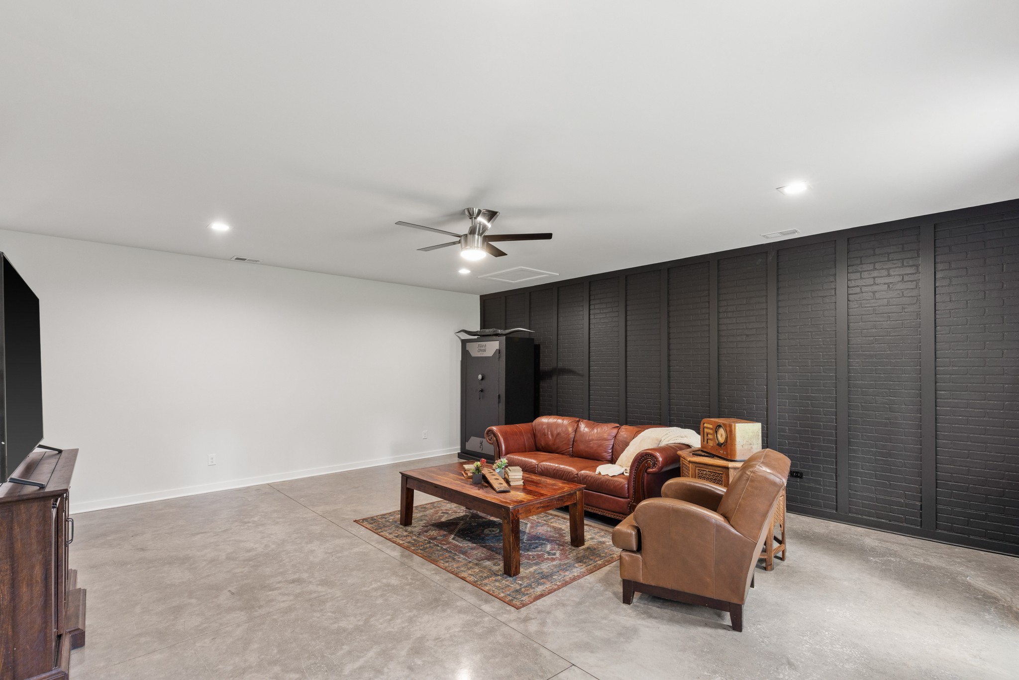 7909 Bill Moss Road White House TN 37188