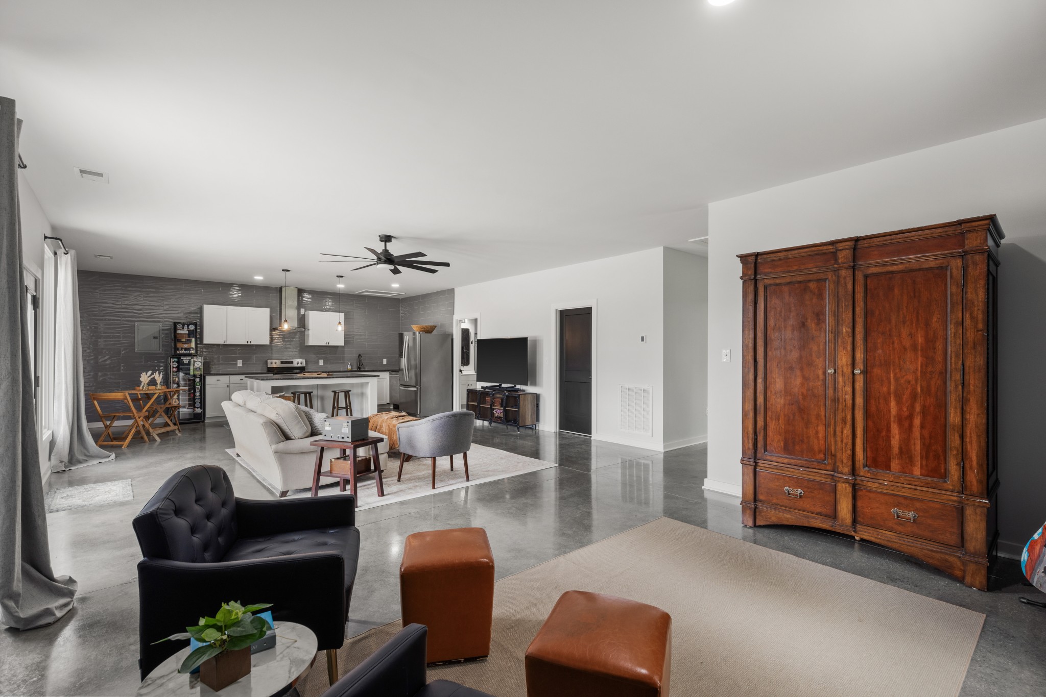 7909 Bill Moss Road White House TN 37188