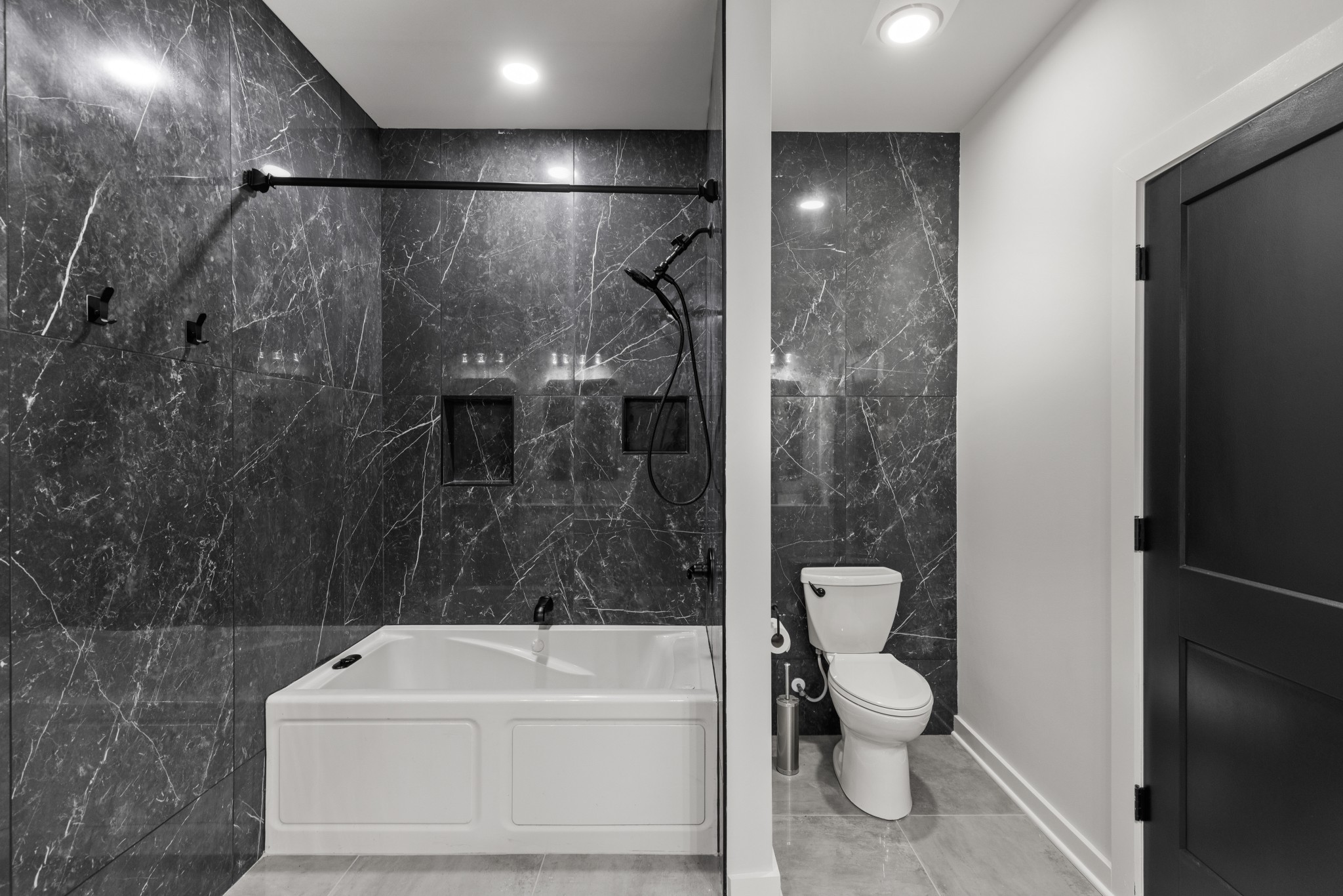 7909 Bill Moss Road White House TN 37188
