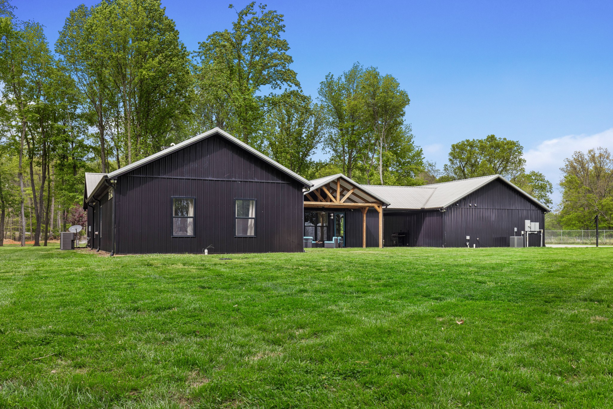 7909 Bill Moss Road White House TN 37188