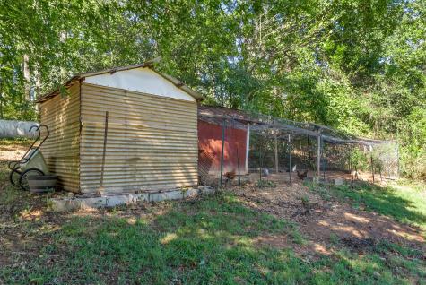 124 Norris Hancock Road Big Rock TN 37023