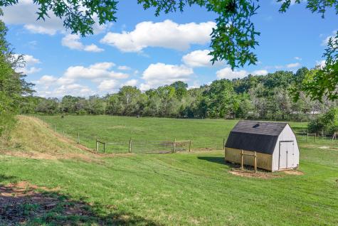 124 Norris Hancock Road Big Rock TN 37023